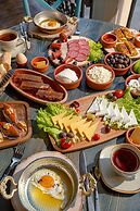 Knyazli Family Suites & Rooms