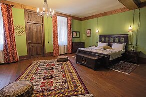 Knyazli Family Suites & Rooms