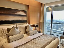 Luxurious 1 Bedroom at the Address Dubai Mall