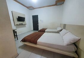 OYO 91097 Hotel Atika