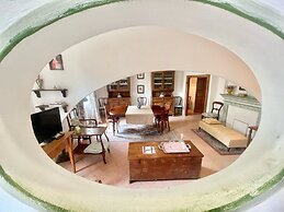 Exclusive Pool - Wondrous Views - Biological Gardens - Pool House - 12