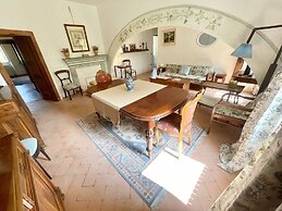 Exclusive Pool - Wondrous Views - Biological Gardens - Pool House - 12