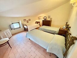 Exclusive Pool - Wondrous Views - Biological Gardens - Pool House - 12