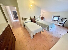 Exclusive Pool - Wondrous Views - Biological Gardens - Pool House - 12