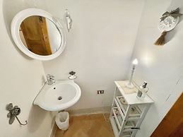 Exclusive Pool - Wondrous Views - Biological Gardens - Pool House - 12