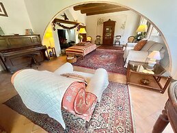 Exclusive Pool - Wondrous Views - Biological Gardens - Pool House - 12