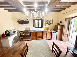 Exclusive Pool - Wondrous Views - Biological Gardens - Pool House - 12