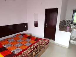 Jfr Studio Apartments Kausani