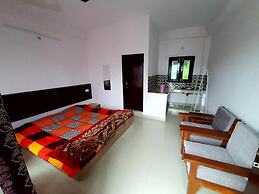 Jfr Studio Apartments Kausani