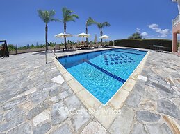 Family Villa Short Walk To Coral Bay Strip 5 Min and Pub, Shops etc