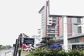 Super OYO Collection O 30 Amega Crown Sub