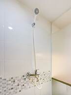 Super OYO Collection O 30 Amega Crown Sub