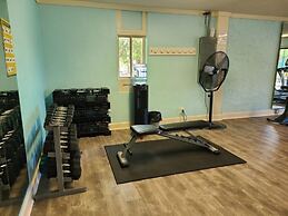 Coral Reef Retreat 1 Bedroom Villa by RedAwning