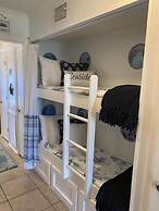 Coral Reef Retreat 1 Bedroom Villa by RedAwning