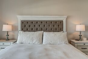 Until Nextime - 2712 Bienville 5 Bedroom Home by RedAwning