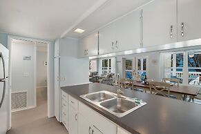 Coquina Cottage B 2 Bedroom Home by RedAwning