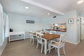 Coquina Cottage B 2 Bedroom Home by RedAwning