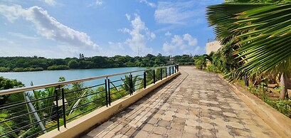 Beach Facing 3-br Apartment With Private Beach