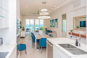 Club Suites at Rum Point