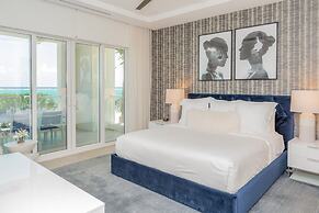 Club Suites at Rum Point