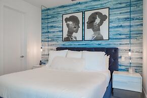 Club Suites at Rum Point