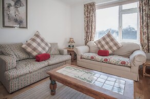 Maytree Cottage - 4 Bedroom Holiday Home - Tenby