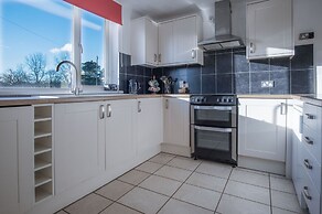 Maytree Cottage - 4 Bedroom Holiday Home - Tenby