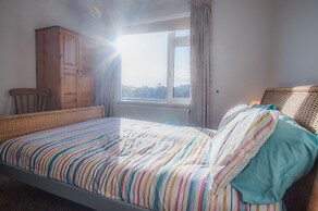 Maytree Cottage - 4 Bedroom Holiday Home - Tenby