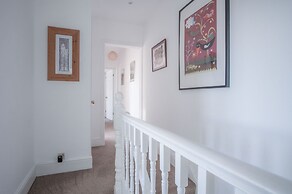 Maytree Cottage - 4 Bedroom Holiday Home - Tenby