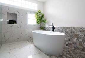 Grand Orlov Apart Hotel