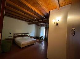Bes Hotel La Muratella