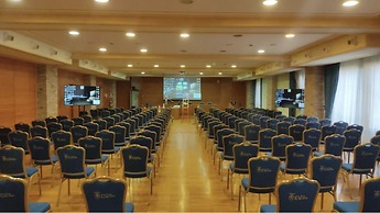 Bes Hotel La Muratella