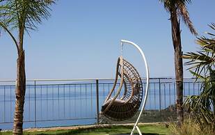 Elsa Villa by Elrin Villas Mani