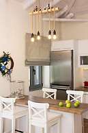 Elsa Villa by Elrin Villas Mani