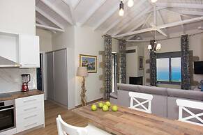 Elsa Villa by Elrin Villas Mani