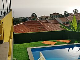 Apartments with Pool in Funchal