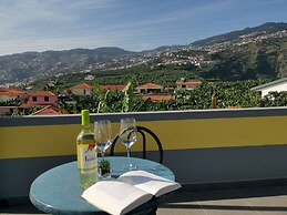 Apartments with Pool in Funchal