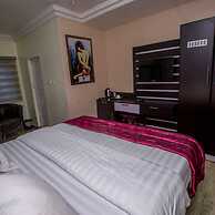 Doreen Grand Hotel & Suites