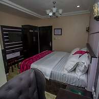 Doreen Grand Hotel & Suites