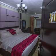Doreen Grand Hotel & Suites