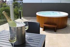 Singular Dream Vacation Rentals