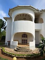 Captivating 1-bed Apartment, With a Nice Garden