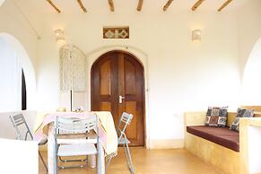 Captivating 1-bed Apartment, With a Nice Garden