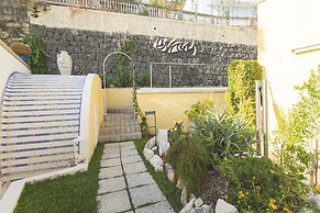 Marina 10 boutique&design hotel