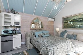 Glamorous Cabana