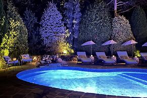 Glamorous Cabana
