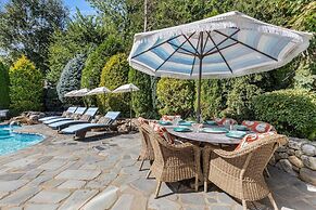 Glamorous Cabana