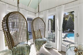Glamorous Cabana