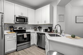 Cozy Suites Glendale