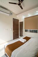 The Lodgers 1 BHK Serviced Apartment